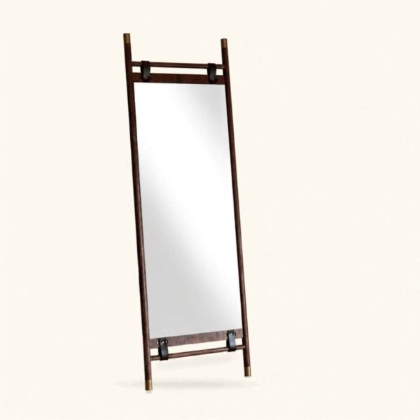 Καθρέπτης 5